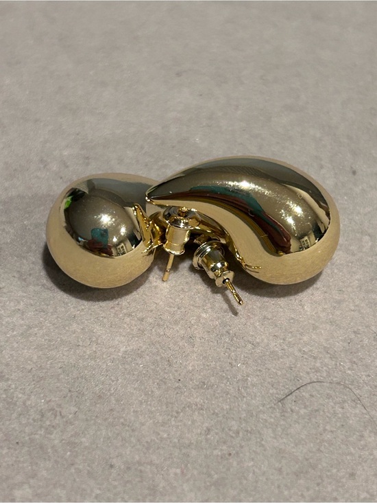 Jewelry - Gold Teardrop Dome Earrings - Sleek Women's Jewelry